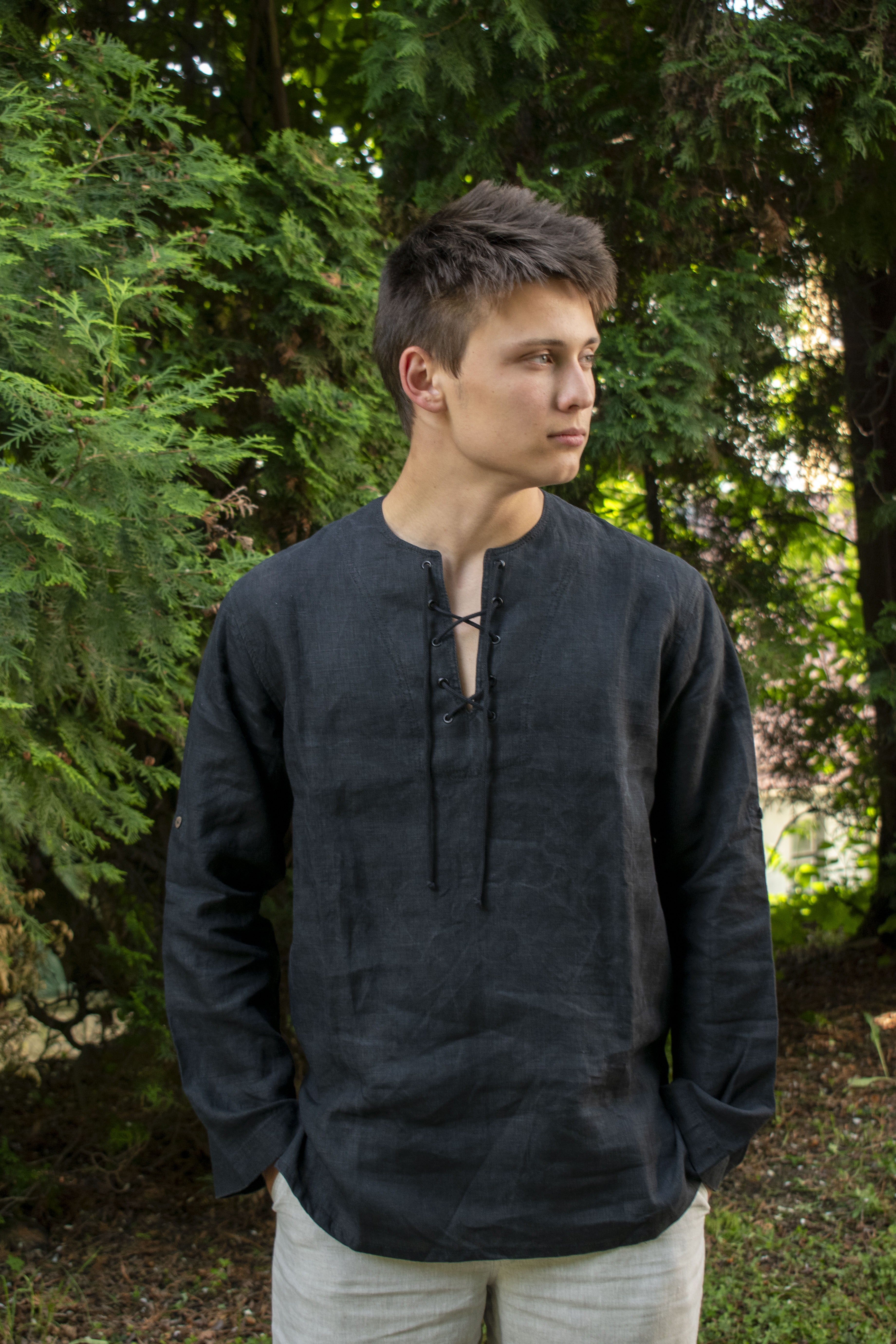 Lněná košile černá šněrovací